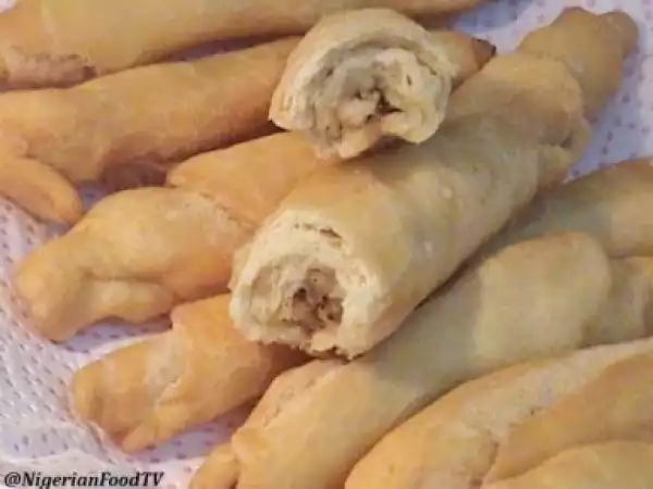 Video: How To Make Nigerian Fish Rolls (very crispy)